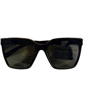 BLACK WITH GOLD SUNGLASSES